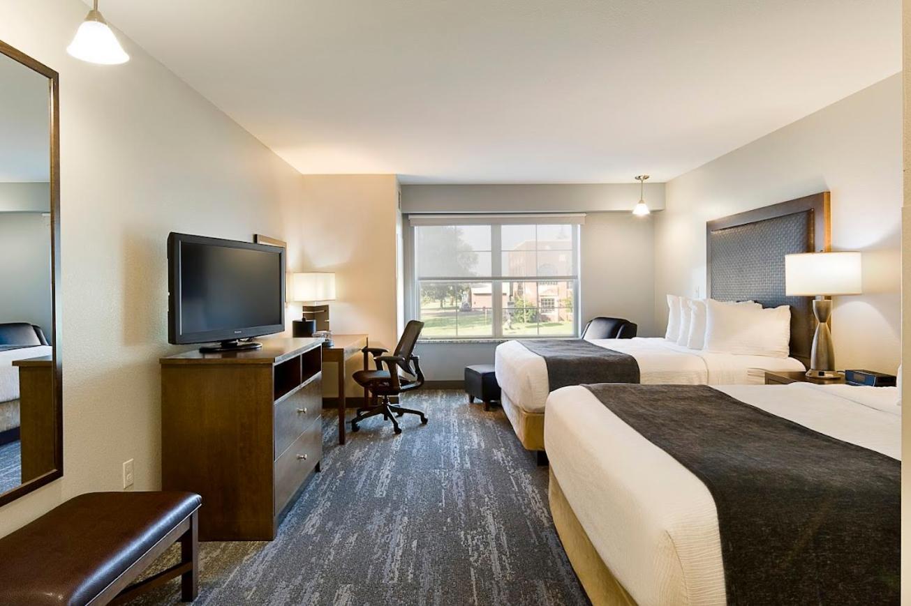 Clubhouse Hotel And Suites بيير المظهر الخارجي الصورة